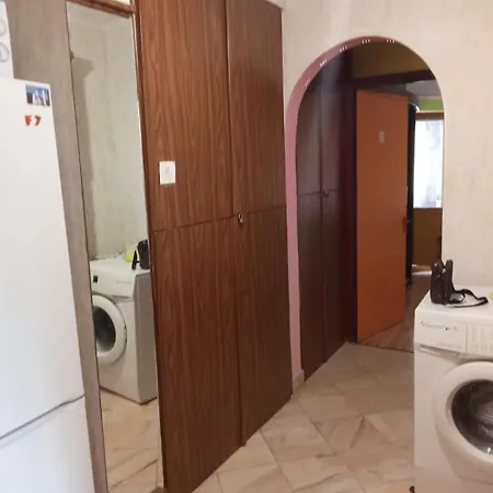 Budget 2br Near & Center דירה *